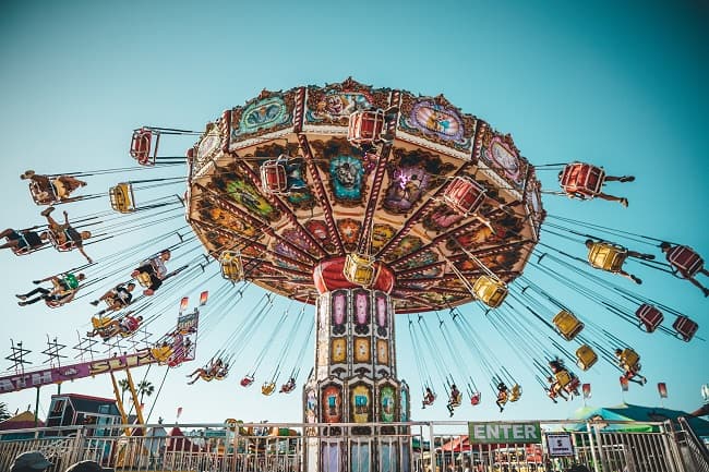 Market volatility making your head spin? Here are 4 key things to remember