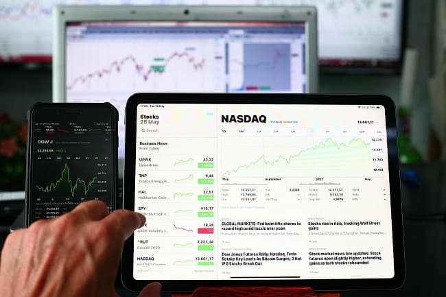How investors can cut through the noise to maintain their chances of success
